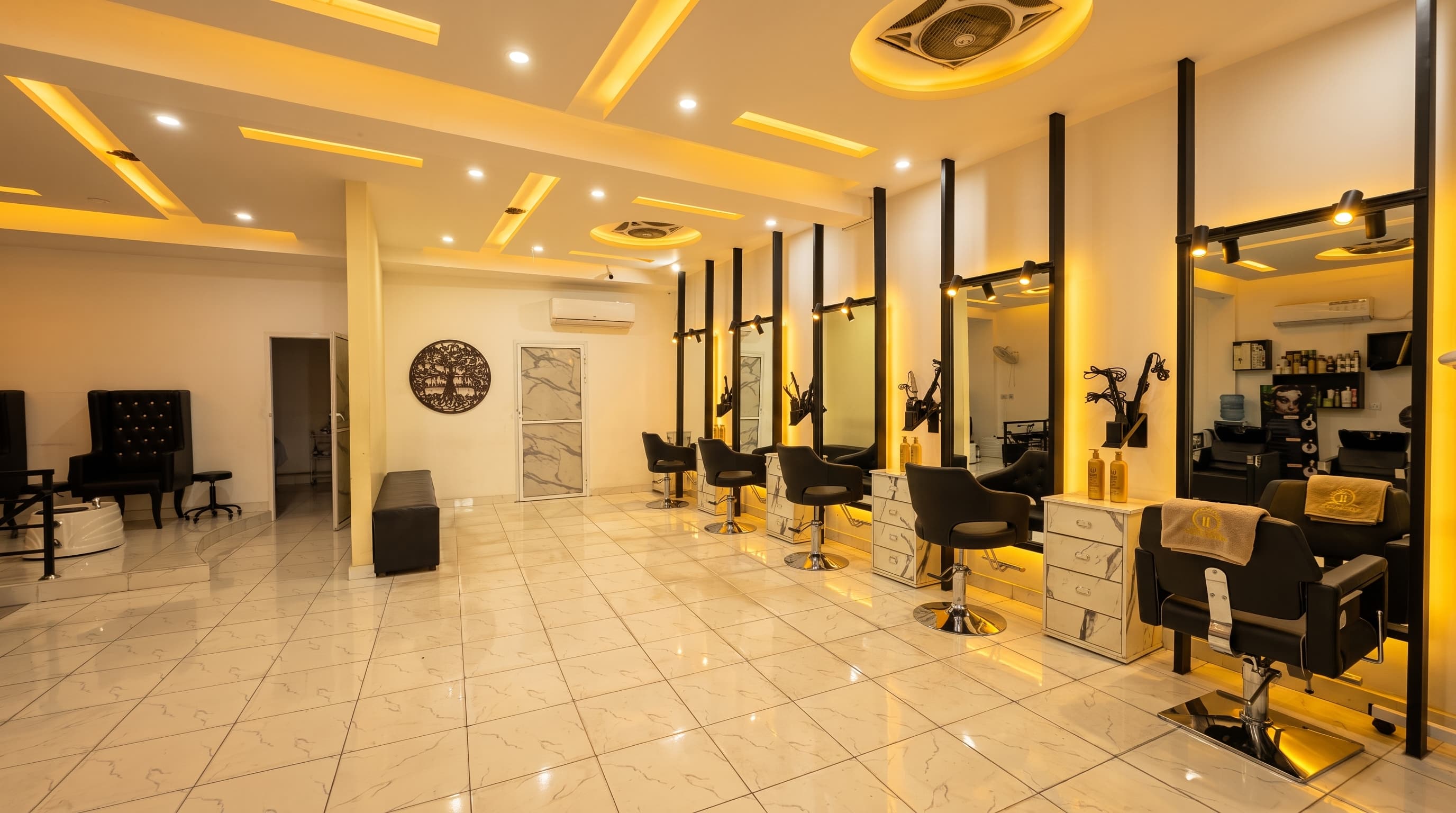Jugnu's Saloon luxury interior