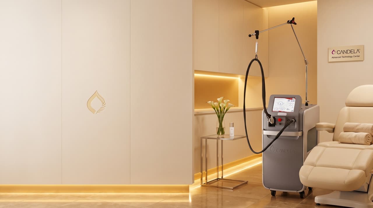 Professional Aesthetic Lounge at Jugnu's Saloon